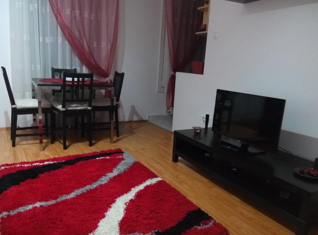 Debrecenter Apartman Chambre photo