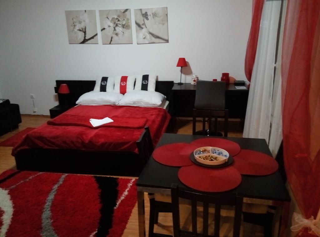 Debrecenter Apartman Extérieur photo